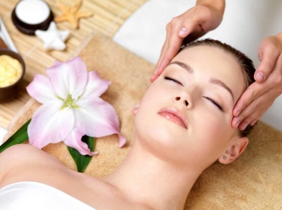 tac-dung-tuyet-voi-tu-viec-massage-mat-hang-ngay tac-dung-tuyet-voi-tu-viec-massage-mat-hang-ngay